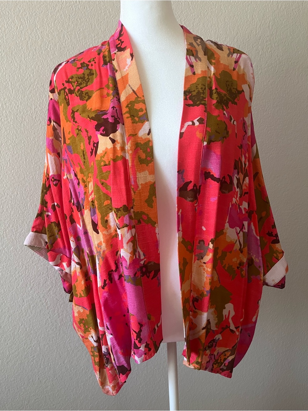 Vibrant Pink Floral-Print Women’s Open Cardigan Sweater